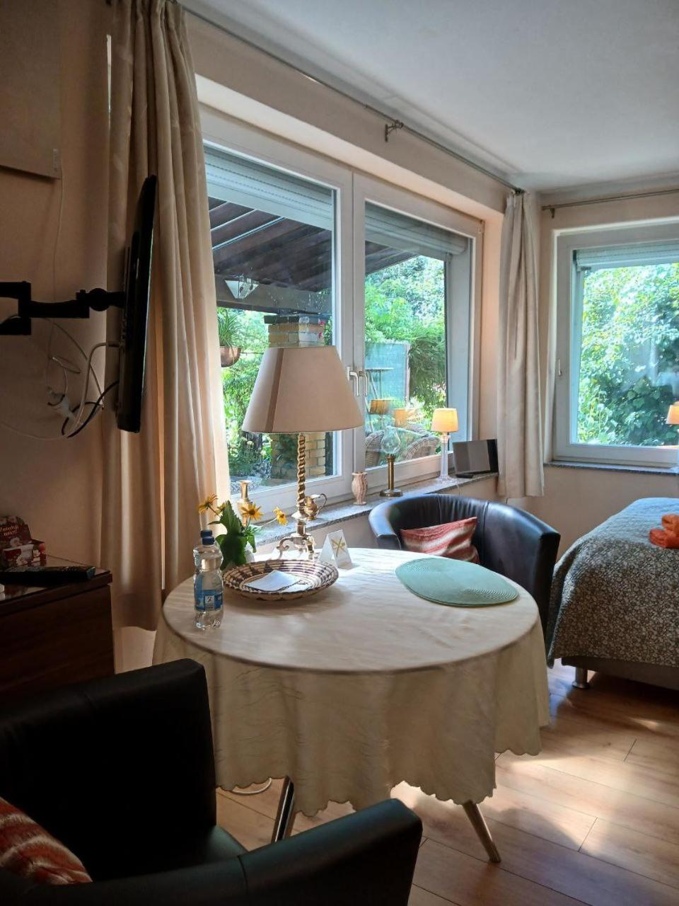 Gartenhaus Steffie พอทสดัม ภายนอก รูปภาพ